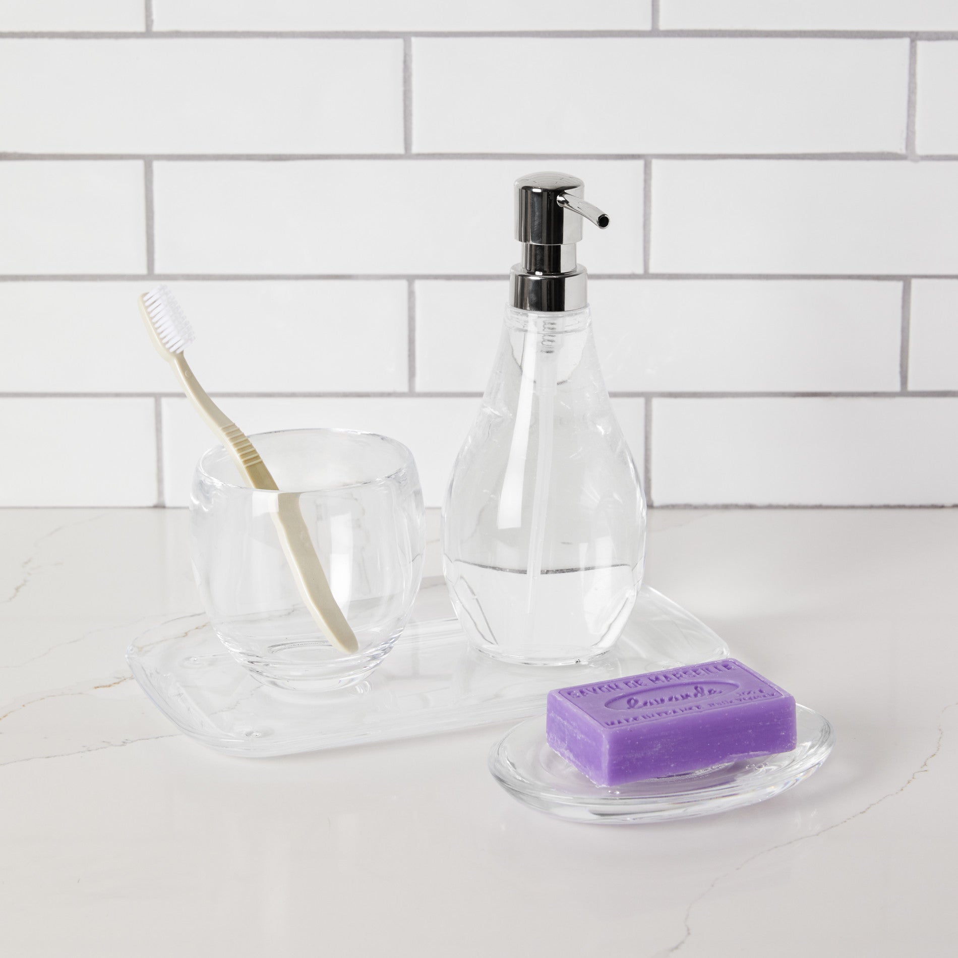 Droplet Tray for Spill-Free Serving