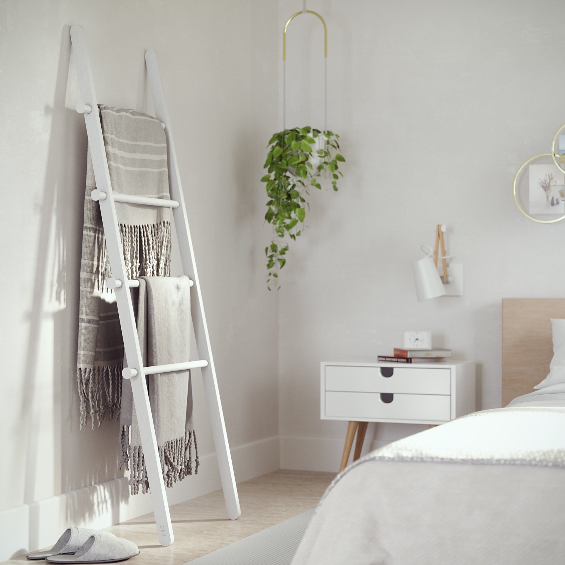 Leana Ladder - Compact & Sturdy Home Climbing Solution