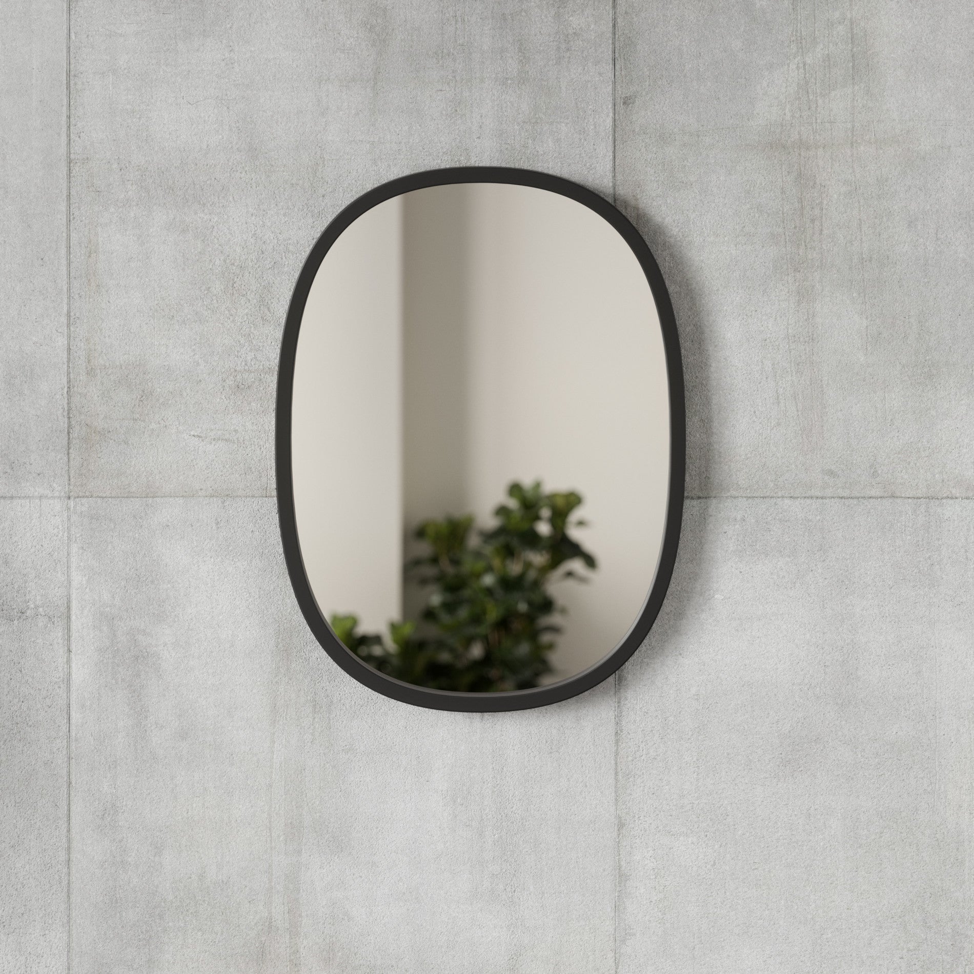 Modern Oval Wall Mirror - Sleek Home Decor