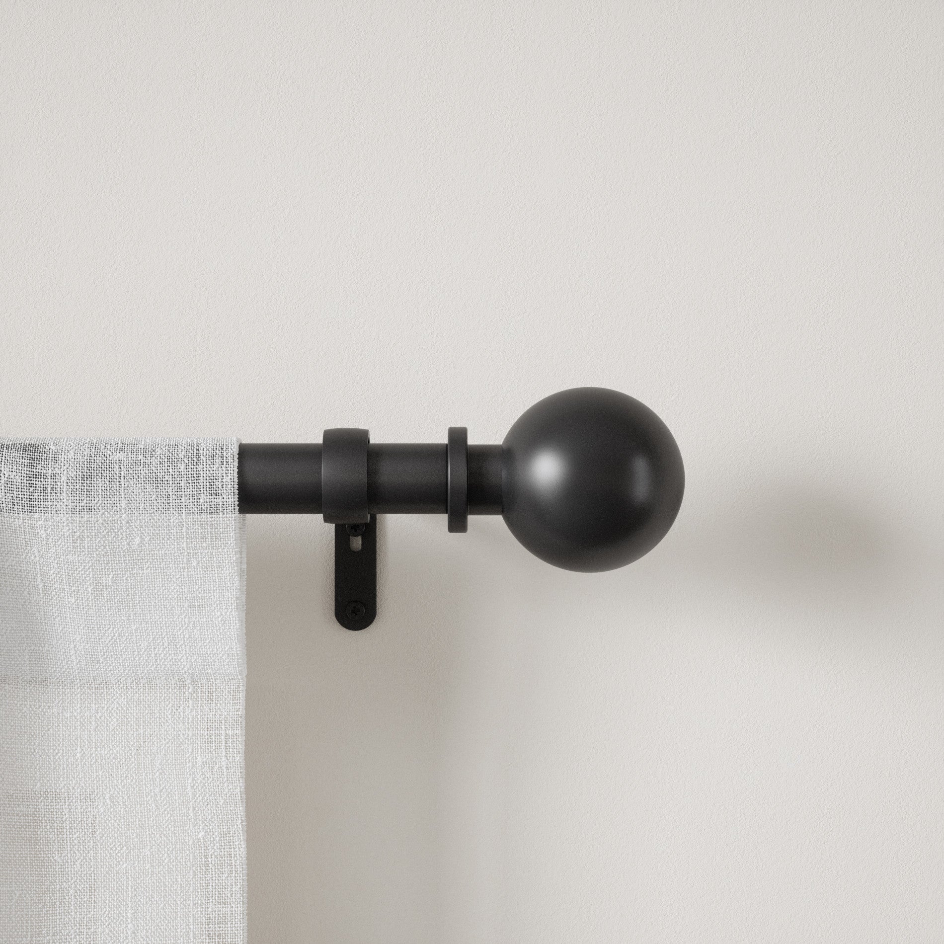 Bolas Curtain Rod for Stylish Window Dressing