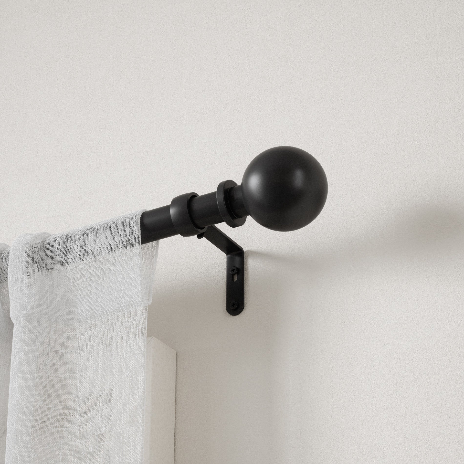 Bolas Curtain Rod for Stylish Window Dressing